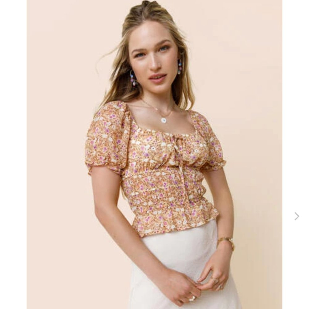 Floral Blouse - M - NWT